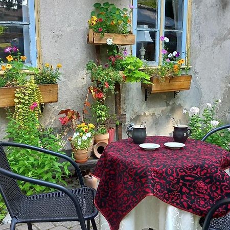 Villa Ou Apartments Пярну Экстерьер фото